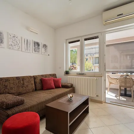 In The Heart Of - 50m To The Apartman Poreč