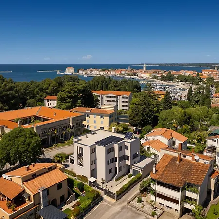 Apartment In The Heart Of - 50m To The Poreč