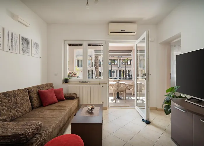 Apartman In The Heart Of - 50m To The Poreč