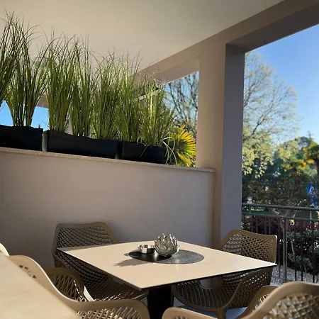 In The Heart Of - 50m To The Apartment Porec