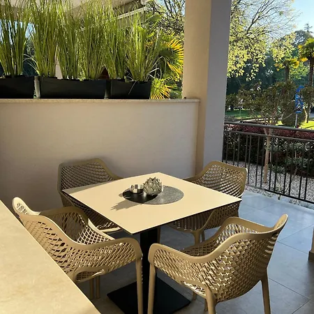 In The Heart Of - 50m To The *