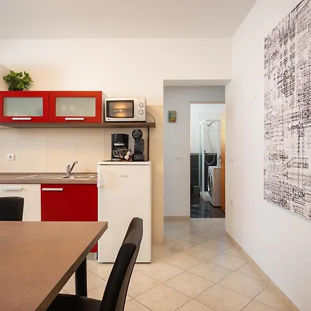 In The Heart Of - 50m To The