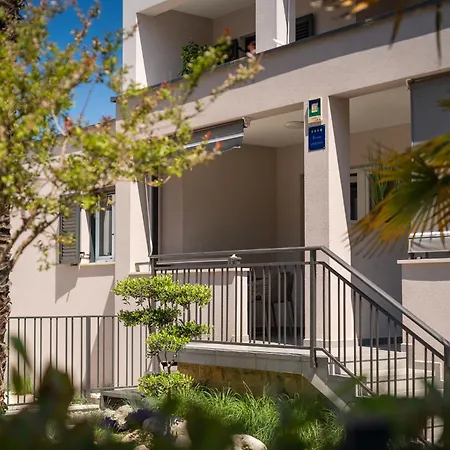 In The Heart Of - 50m To The Апартаменты Пореч