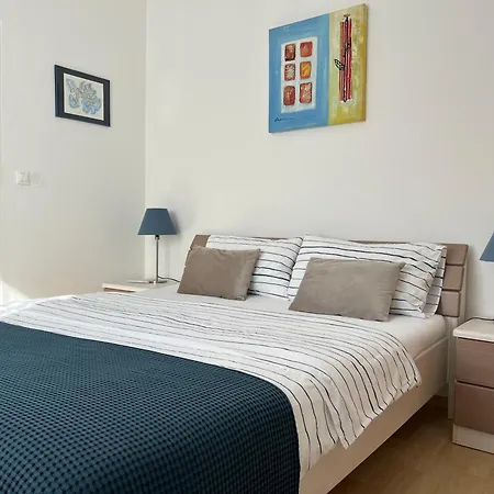 In The Heart Of - 50m To The Apartman *